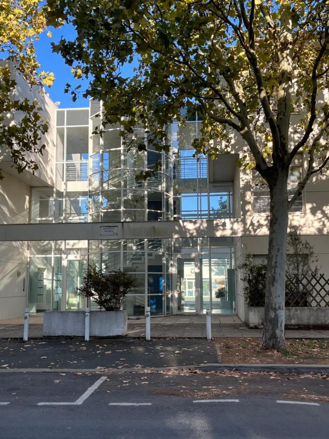 Au Coeur Du Centre Ville De La Rochelle Au Calme Avec Stationnement Gratuit Exteriér fotografie